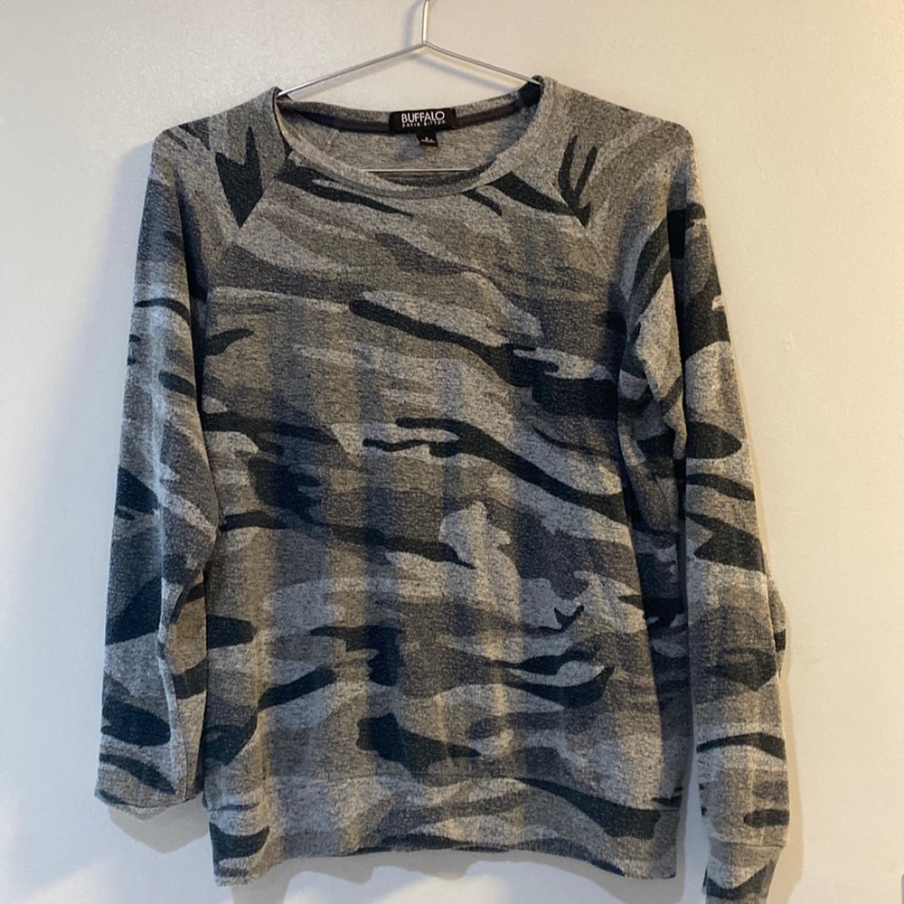 Black and gray camo